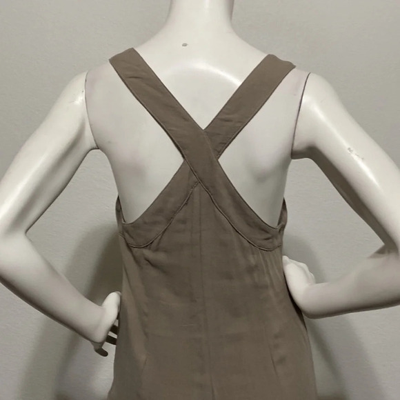 Illa Illa Dancing Queen Jumpsuit Linen Blend Olive Green NEW Size M - Picture 4 of 10